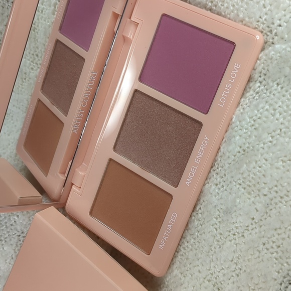 Artist Couture Love Sprung Face Palette in Volume II, 3pods x 4g/14 - Picture 3 of 8